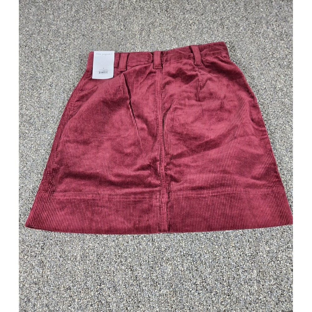 Free Assembly Burgundy Corduroy Button Mini Skirts Size 4 - Picture 3 of 7